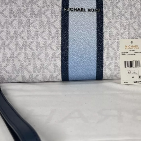 MICHAEL KORS WALLET - Picture 9 of 9